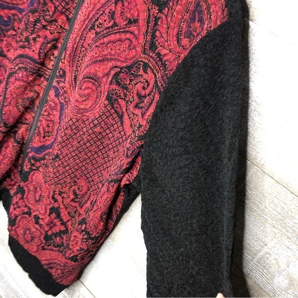 Coldwater Creek large red black paisley print zip up light jacket large - Picture 2 of 4